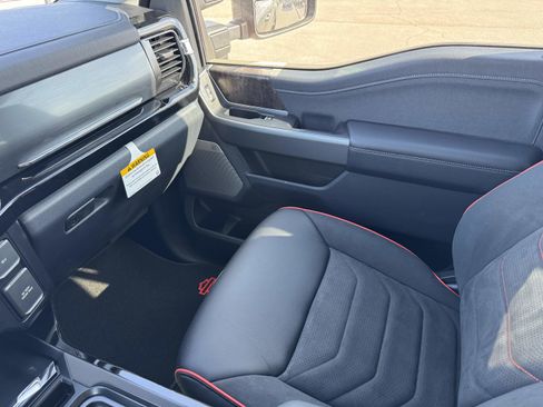 New 2026 Ford F250 Lariat w/ Black Appearance Package AWD/4WD image 30
