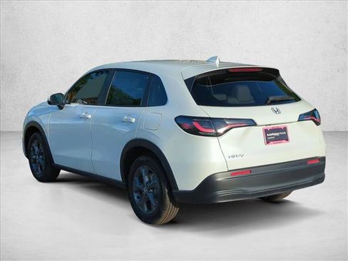 New 2026 Honda HR-V LX image 9