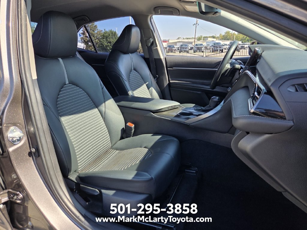 Used 2022 Toyota Camry SE FWD image 15