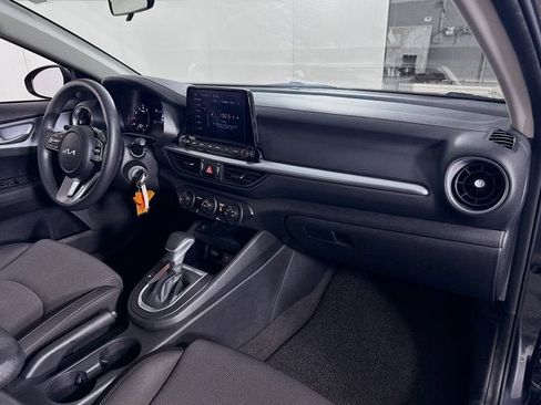 Certified 2023 Kia Forte LXS image 28