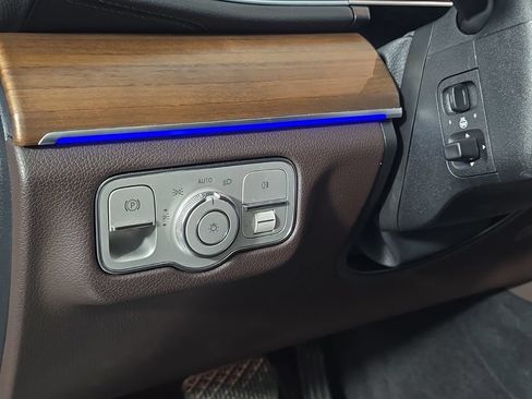Certified 2022 Mercedes-Benz GLS 450 4MATIC image 19