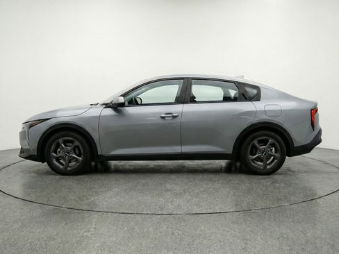 Used 2025 Kia K4 FWD image 5