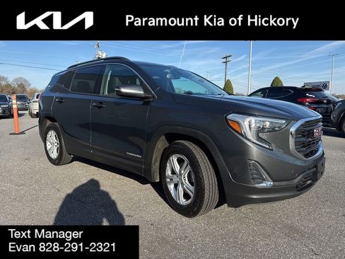 Used 2018 GMC Terrain SLE w/ Driver Convenience Package image 3