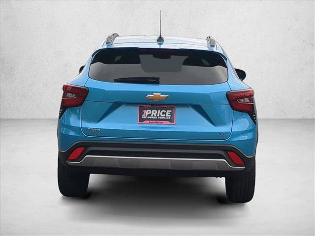 Used 2026 Chevrolet Trax LT w/ LT Convenience Package FWD image 7