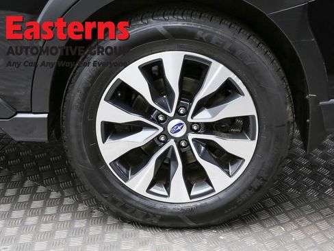 Used 2023 Subaru Outback Limited image 8