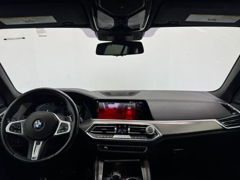 Used 2019 BMW X5 xDrive40i w/ M Sport Package image 6