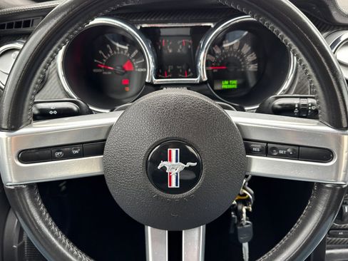 Used 2007 Ford Mustang GT Premium RWD image 32