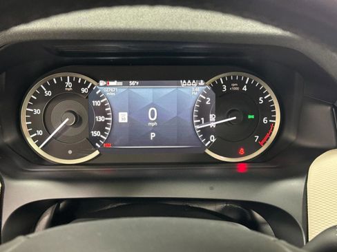 Used 2023 Land Rover Discovery Sport SE R-Dynamic image 32