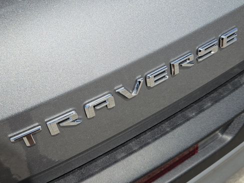 New 2026 Chevrolet Traverse LT FWD image 8