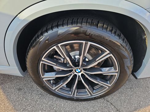 New 2026 BMW X5 xDrive50e w/ M Sport Package AWD/4WD image 36