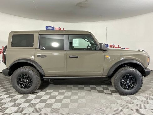 New 2026 Ford Bronco Badlands AWD/4WD image 2