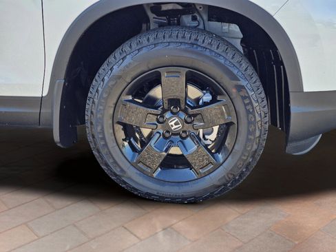 Certified 2026 Honda Ridgeline Black Edition image 7