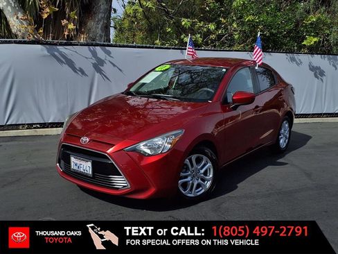 Certified 2017 Toyota Yaris iA image 1