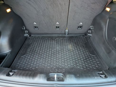 Used 2022 Jeep Compass Latitude w/ Sun and Sound Group image 34