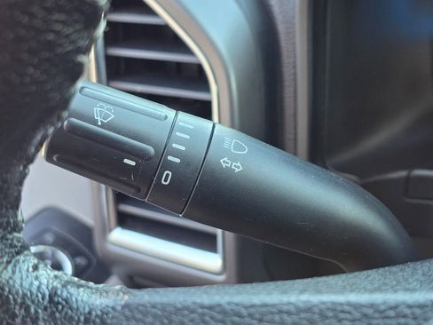 Used 2015 Ford F150 XLT w/ Equipment Group 302A Luxury image 47