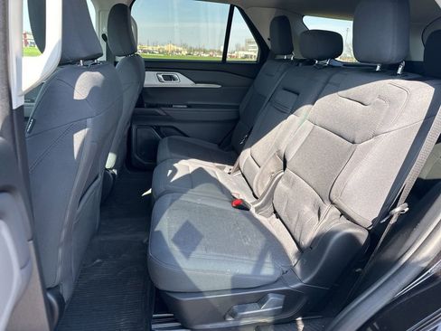 Used 2025 Ford Explorer Active image 14