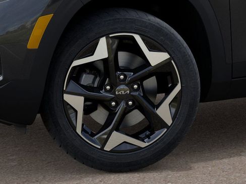 New 2026 Kia Seltos S AWD/4WD image 9