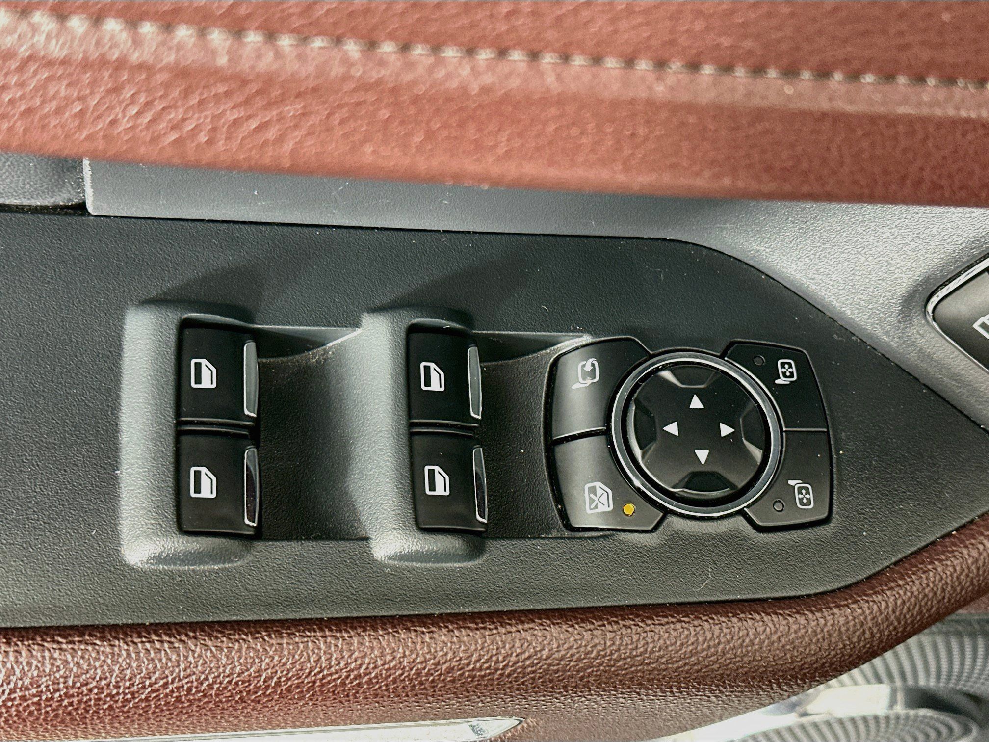 Used 2024 Ford Expedition Limited AWD/4WD image 15