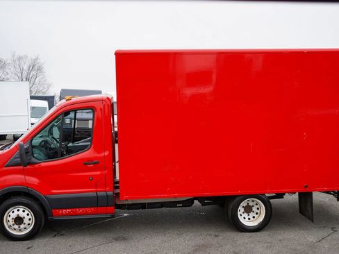 Used 2018 Ford Transit 350 138 DRW RWD image 4