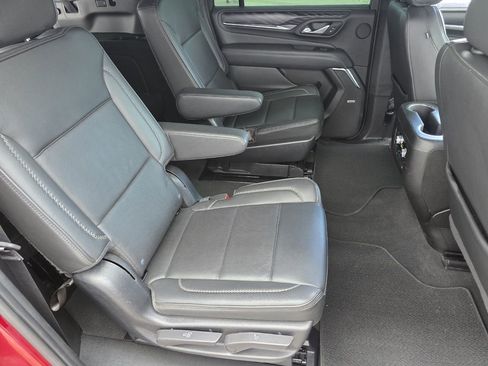Used 2022 GMC Yukon XL Denali AWD/4WD image 28