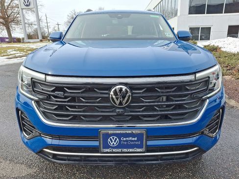 Used 2025 Volkswagen Atlas SEL Premium R-Line image 2
