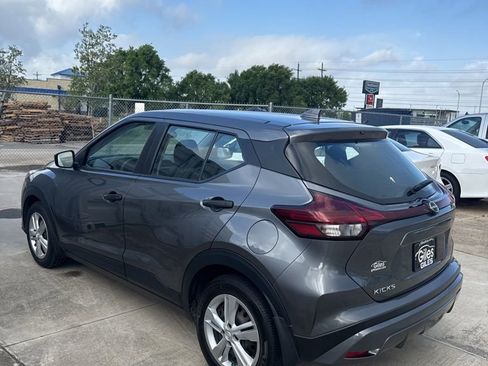Used 2024 Nissan Kicks S image 7