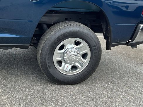 Used 2024 RAM 2500 Big Horn w/ Bed Utility Group image 12