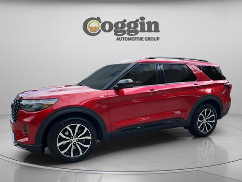 New 2026 Ford Explorer ST-Line image 1