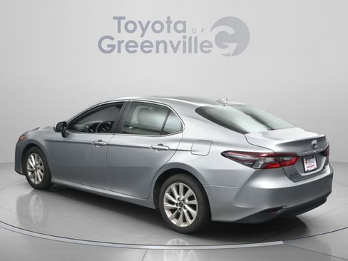 Used 2023 Toyota Camry LE w/ Convenience Package FWD image 7