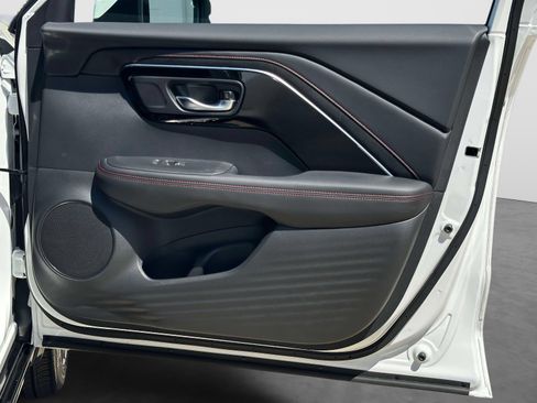 Certified 2025 Acura ADX A-Spec AWD/4WD image 9