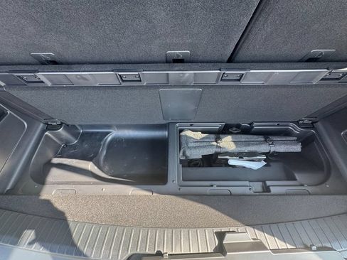 Certified 2024 Ford Expedition Platinum AWD/4WD image 29