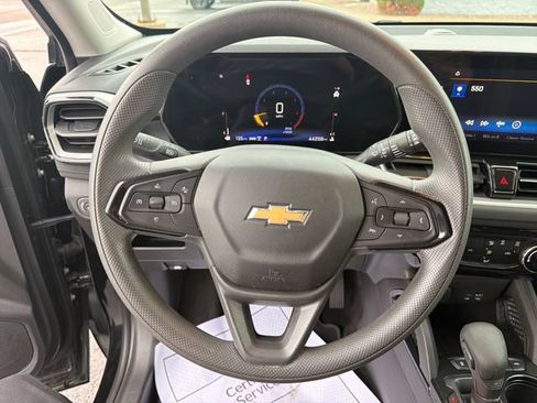 Used 2025 Chevrolet TrailBlazer LT AWD/4WD image 20