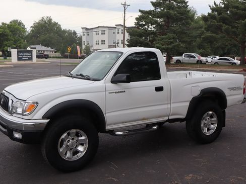 Used 2003 Toyota Tacoma 4x4 Regular Cab image 10