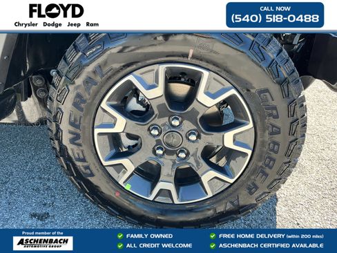 New 2026 Jeep Wrangler Unlimited Sahara AWD/4WD image 39