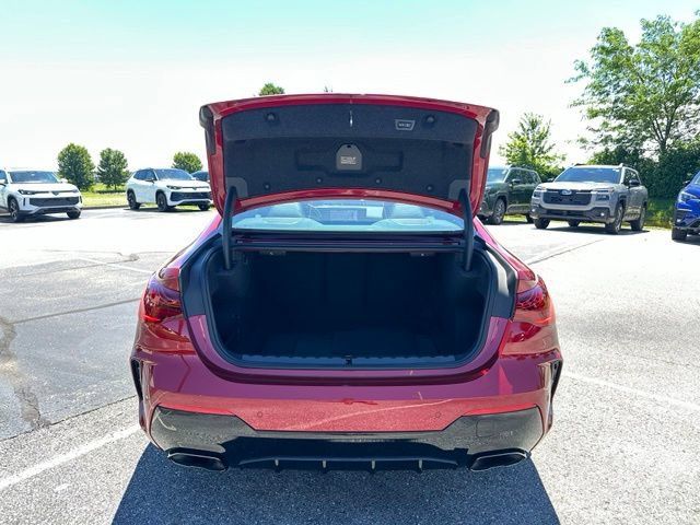 Used 2026 BMW M440i Coupe RWD image 35