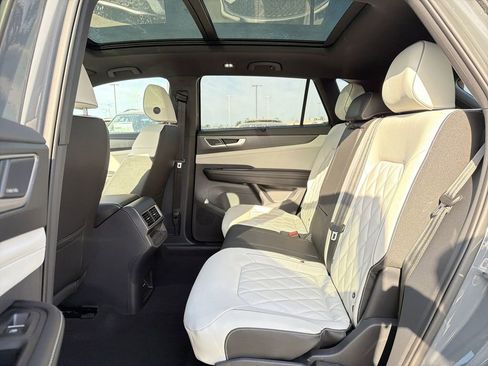 New 2026 Volkswagen Atlas Cross Sport SEL Premium R-Line AWD/4WD image 13