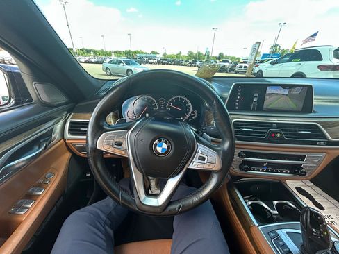 Used 2018 BMW ALPINA B7 xDrive AWD/4WD image 31