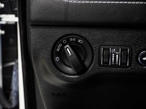 Used 2023 Dodge Charger SRT Hellcat w/ Harman/Kardon Audio Group RWD image 31
