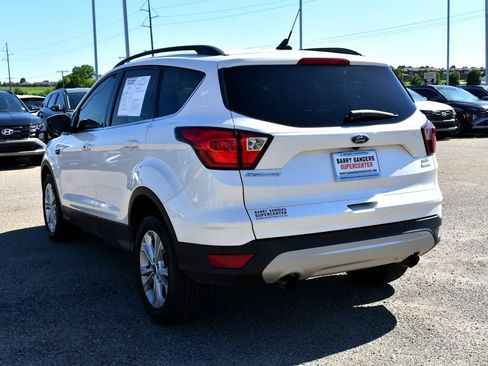 Used 2019 Ford Escape SEL FWD image 4