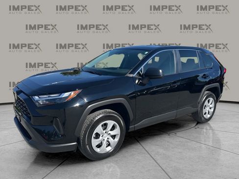 Used 2024 Toyota RAV4 LE image 1