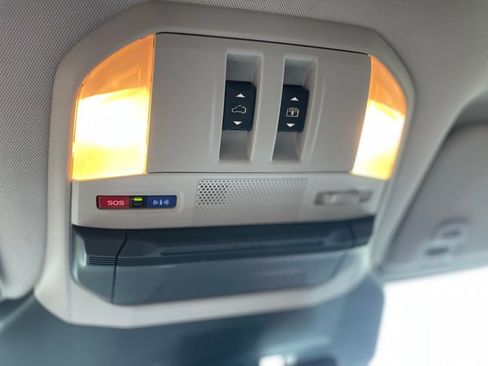 Used 2023 Subaru Ascent Limited w/ Technology Package image 17