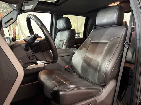 Used 2016 Ford F250 Lariat w/ Lariat Ultimate Package AWD/4WD image 6