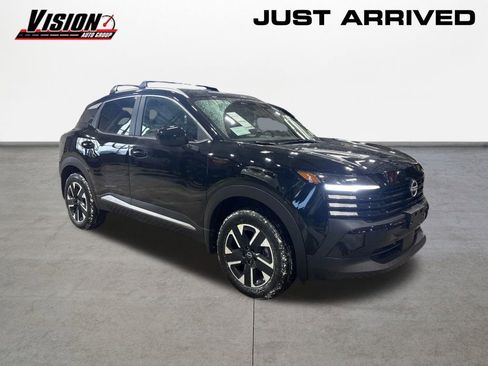 New 2026 Nissan Kicks SV w/ Cold Weather Package image 3