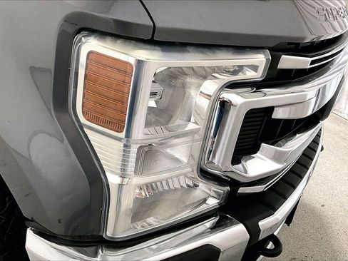 Used 2022 Ford F250 XLT w/ XLT Value Package image 28