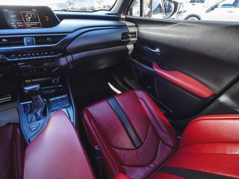 Used 2022 Lexus UX 250h F Sport image 33