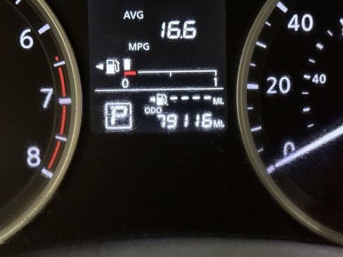 Used 2018 Nissan Kicks S FWD image 13