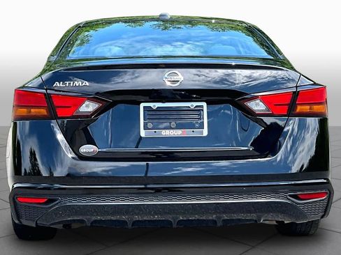 Used 2019 Nissan Altima 2.5 S FWD image 5