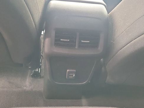 Used 2019 Chevrolet Equinox LT FWD image 15