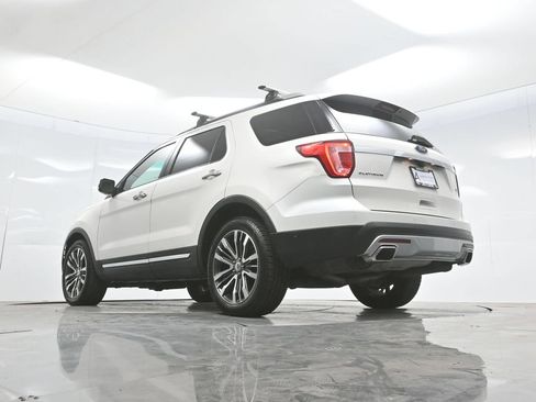 Used 2016 Ford Explorer Platinum AWD/4WD image 63