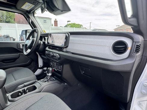 New 2026 Jeep Wrangler Unlimited Sport AWD/4WD image 17